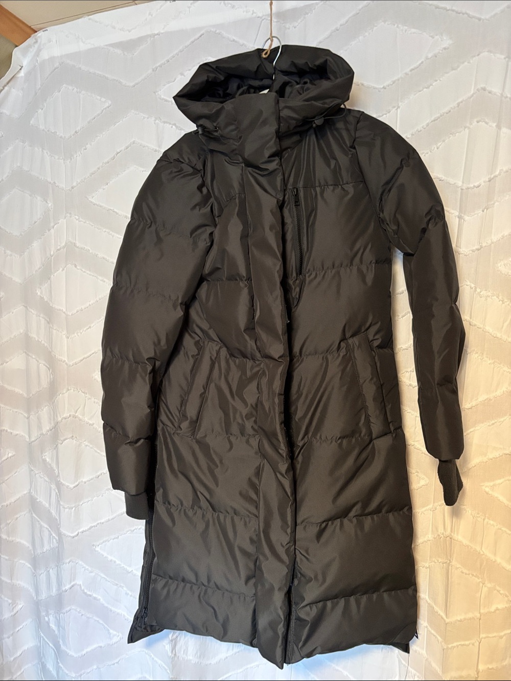 Woman’s MPG Women's Black Long Puffer Coat with Hood